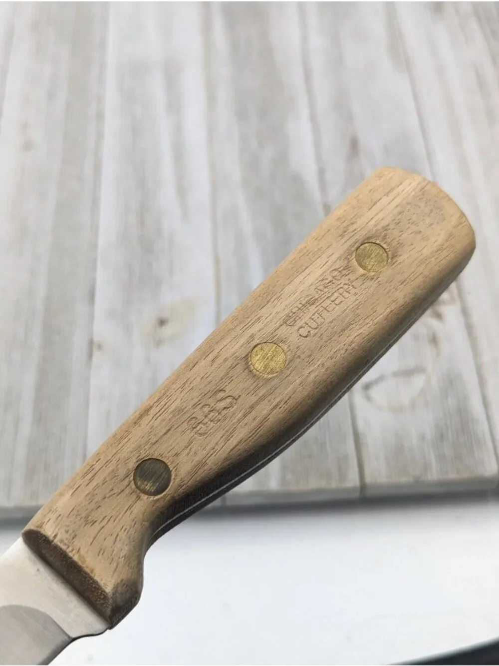 Chicago Cutlery features brand
